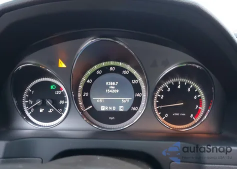 2010 Mercedes-Benz C 300 из США, поврежденный, VIN WDDGF5EB4AF495411